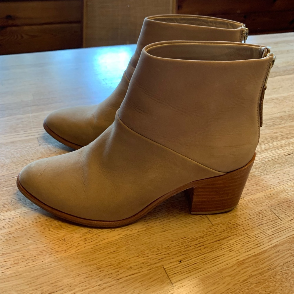Nisolo Tan Booties